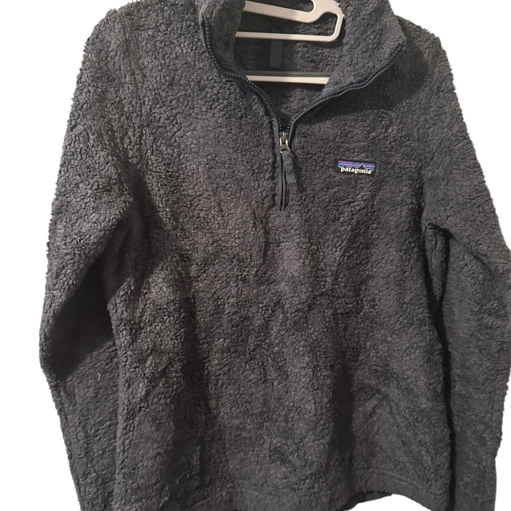 Patagonia Size Small Gray Fuzzy Sherpa Quarter Zip Shirt